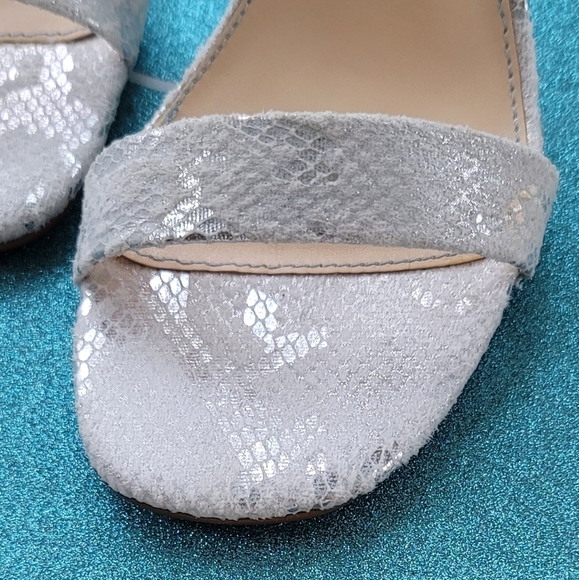 Snake Skin Slip On by Betsey Johnson box not included - Picture 9 of 14
